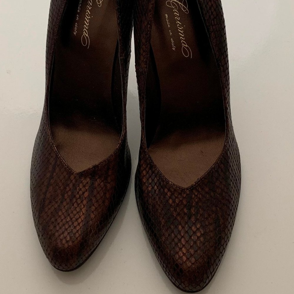 - New Italian Leather Bronze High Heel Pumps…